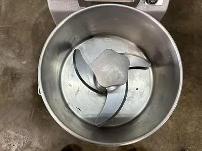 USED ROBOT COUPE R10