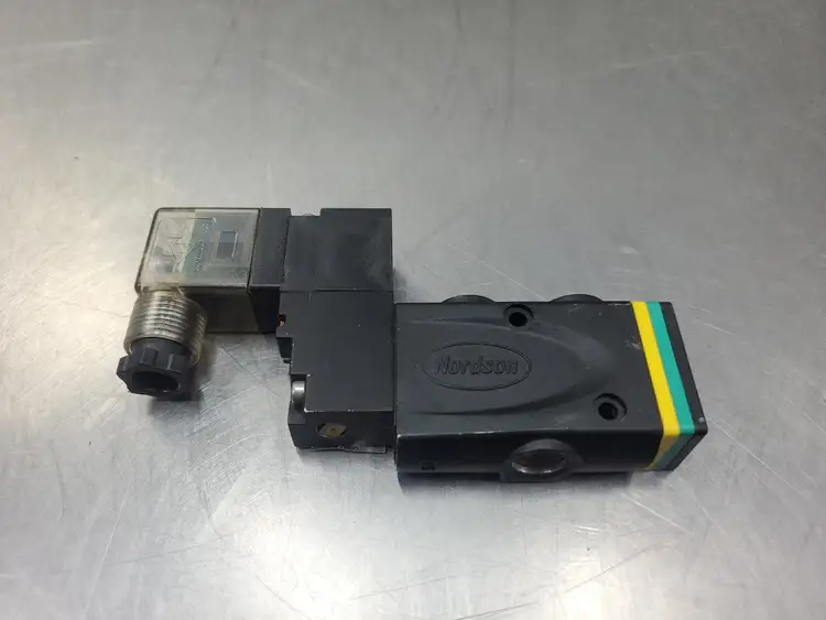 Used NORDSON _UNKNOWN_ Solenoid Valves South Carolina US | Palmetto Automation #1161732