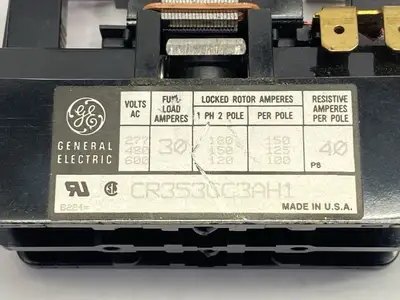 USED GENERAL ELECTRIC CONTACTOR 3-POLE 30A 24V COIL