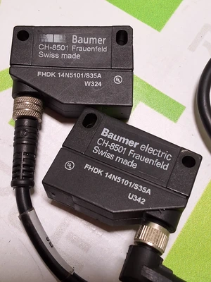 BAUMER CH-8501 FHDK 14N5101/S35A DIFFUSE PHOTOELECTRIC SENSOR