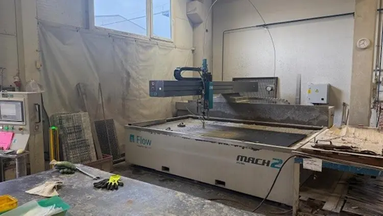 Used 2011 FLOW M2-3120B Waterjet Cutters CZ | Amaron s.r.o. #1056608