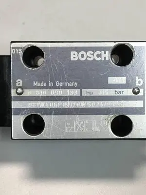 USED BOSCH 0 810 090 133