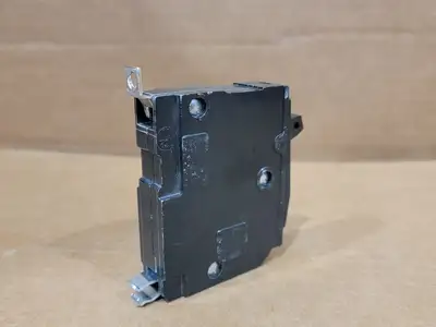 USED SQUARE D QOB120