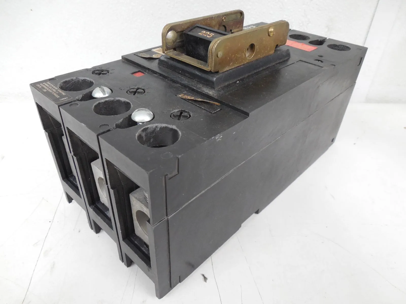 ITE FJ63B200 Circuit Breaker 200A Frame 225A Trip Used