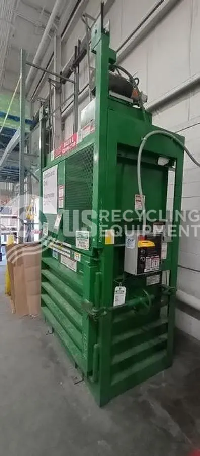 USED PTR / MARATHON PTR 3400HD & MARATHON V6030 VERTICAL BALERS