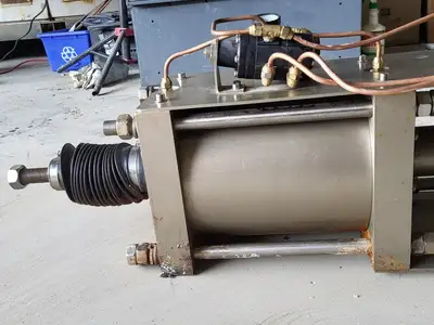 Electro-Pneumatic Positioner TZIDC, V18345-1010521001 w/ Actuator Valve YT-400