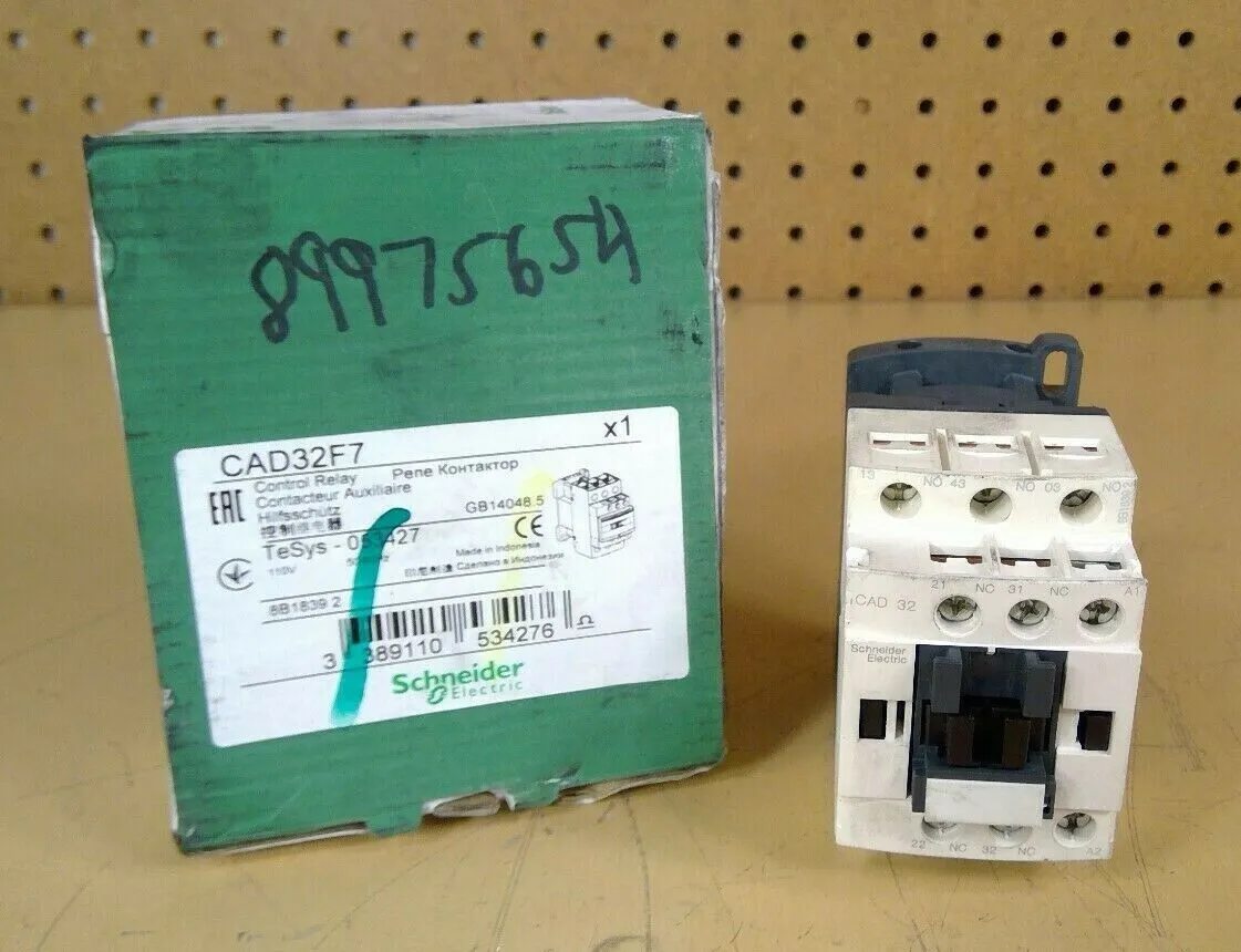 Schneider Electric CAD 32 - CAD32F7 Control Relay 4H