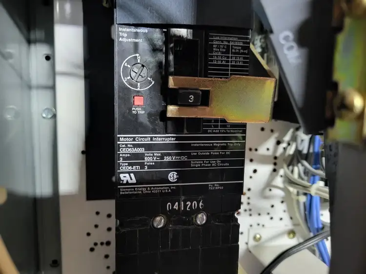 Used SIEMENS CED63A003 Switchgears British Columbia CA | Lenmark #242182