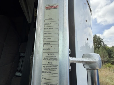 Used 2003 KENWORTH T800 TRUCK TRACTOR Conventional trucks Michigan US | Miedema Asset Management Group #1709461