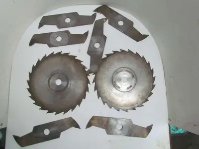 Carbide 12" Dia x Up To 1-3/4" Wide 1-1/8" Bore (6) 1/4" Chippers (2) 1/8"Blades