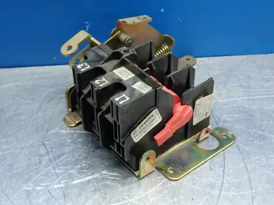 USED SQUARE D 9422