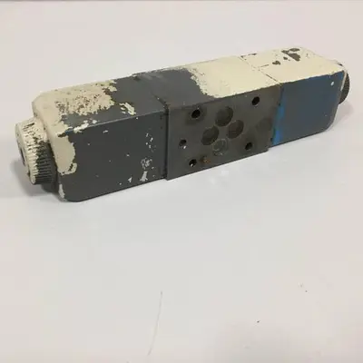 USED VICKERS DG4V-3-6C-M-U-HL7-60