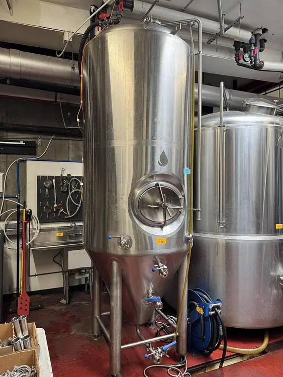 Used 2018 DEUTSCHE BEVERAGE 15FV Stainless Steel Tanks Oregon US | Ager Tank & Equipment Co. #1059895