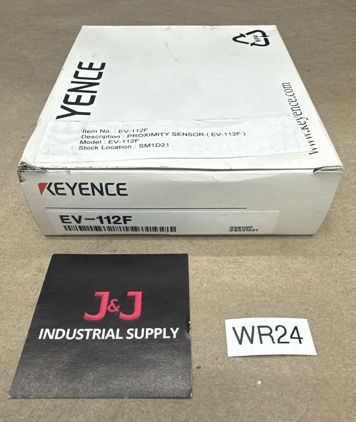 NEW KEYENCE EV112F