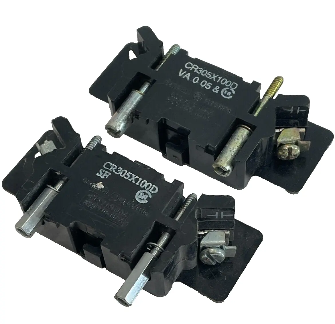 NEW GENERAL ELECTRIC CR305X100D AUXILIARY CONTACT LOT OF 2