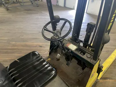 USED HYSTER S30XL