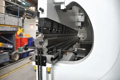 USED ERMAK ECO-BEND 200 TON X 3600 MM CNC