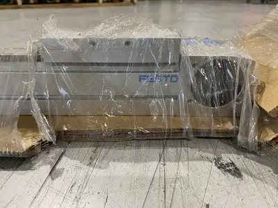 NEW FESTO BELT DRIVEN LINEAR ACTUATOR 556814