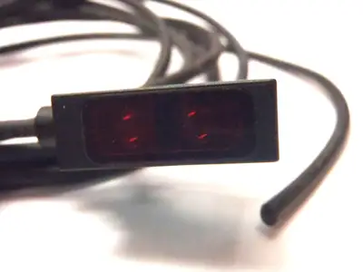 New | in-Stock Pepperl + Fuchs Convergent Mode Sensor ML8-8-HGU-220-RT/102/115 Photoelectric Sensors Michigan US | Maverick Industrial Sales #1400420