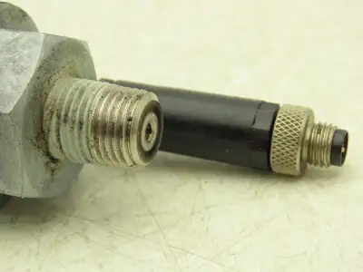 Tokyo Keiki ESPP-H3-H-10 Pressure Switch 5075psi 35MPa 24VDC 3-Pin Plug