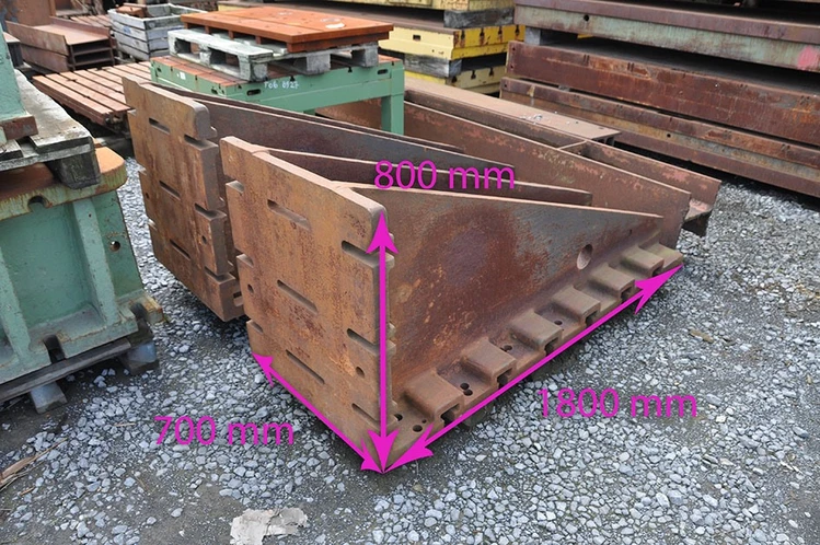 Used CLAMPING BRACKET 1800 X 800 X 700 MM Angle Plates BE | Apt International N.V #366330