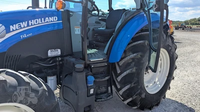 USED 2017 NEW HOLLAND T4.100