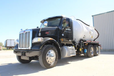 Used 2019 PETERBILT 567 Tractors & Trailers Texas US | Roll Off Truck World #1486370