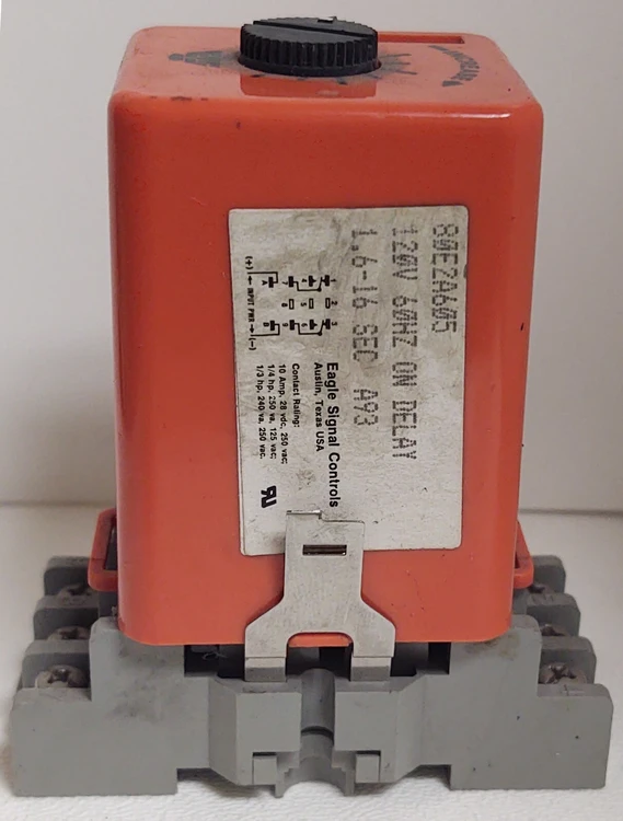 Used Eagle Signal 80E2A605 Relays & Switches | Edwards Industrial Repair #976577