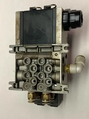Used SMC VFS2200-5FZ Solenoid Valves Ohio US | Surplus Asset Holdings #1541954