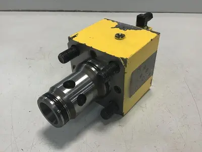 USED VICKERS CVU32SWD3B29H10