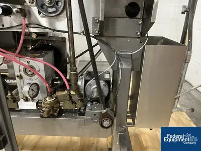 USED Klockner Bartelt Klockner Bartelt Horizontal Form Fill and Seal Unit, Type Packager