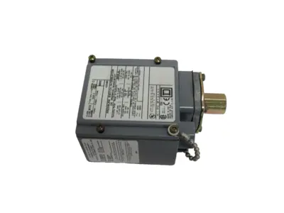 NEW SQUARE D 9012-GAW-2 PRESSURE SWITCH 9012GAW2