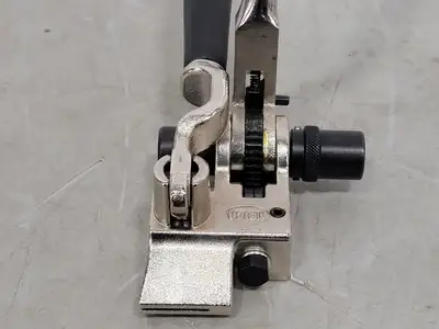 NEW AXIS 21776