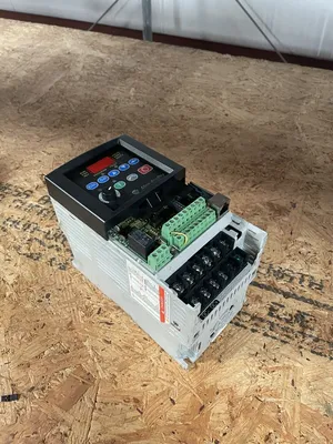 Allen Bradley Powerflex 40 22B-D1P4N104 Ser A 3 Phase Drive LOC-2D
