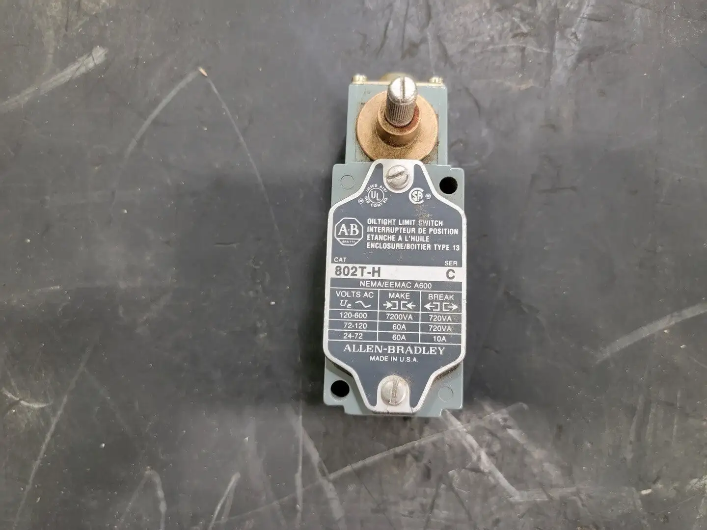 Used ALLEN-BRADLEY 802T-H Switchgears British Columbia CA | Lenmark #244560