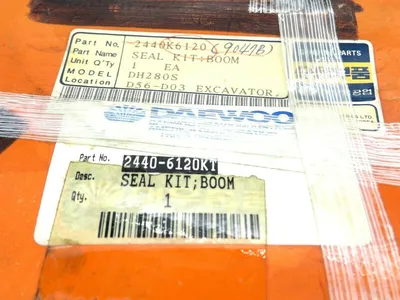NEW DAEWOO 2440-6120KT BOOM SEAL KIT DH280S 24406120KT