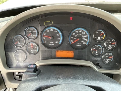 Used 2013 INTERNATIONAL 7500 Bucket (boom) trucks California US | Big Truck & Equipment #1412217