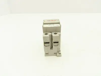 IDEC NC1V-2100 Circuit Breaker 2-Pole 220vAC/125vDC 5A 10A 20A Lot of 14