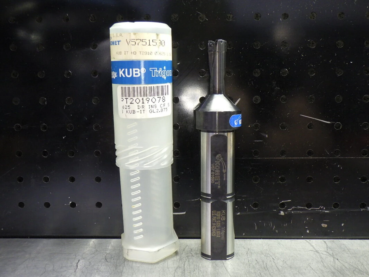 Komet 5/8" Coolant Thru Indexable Drill 1.25" Shank V57 51590 (LOC2472)