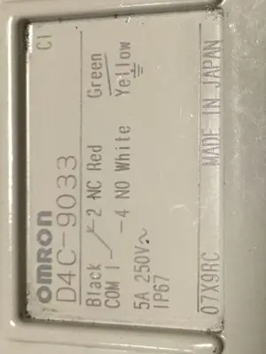 USED OMRON D4C-9033