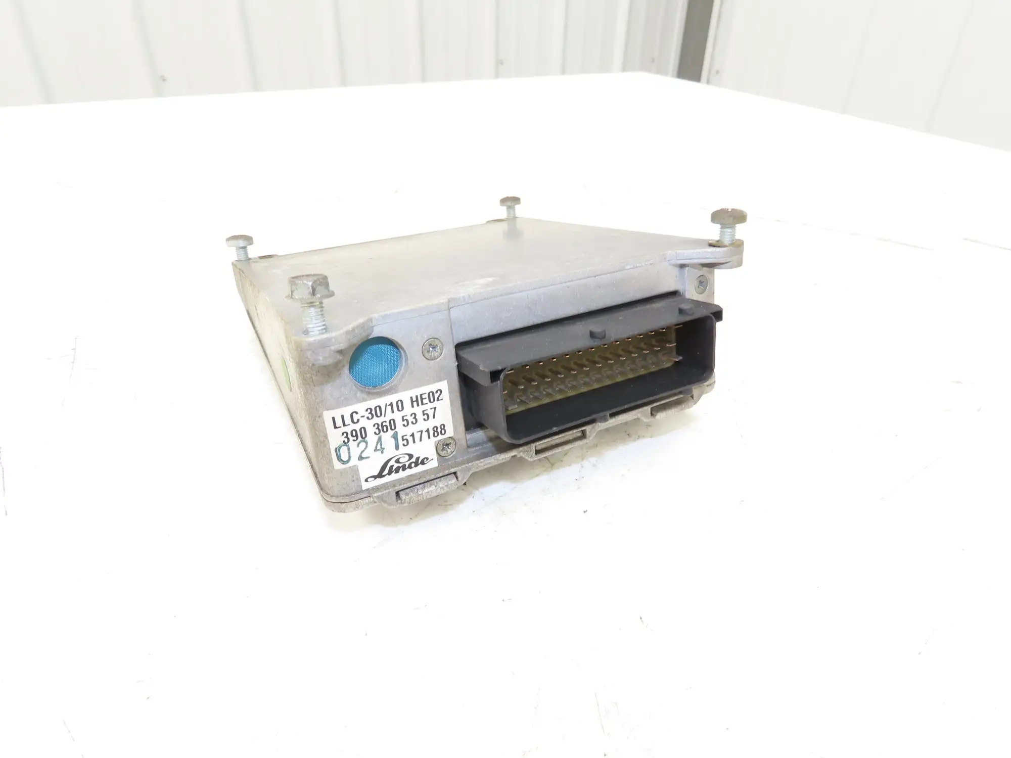 Linde 390 360 53 57 Forklift Control Module LDC3010HE02 Removed From E18C-02