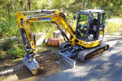 USED 2020 XCMG XE55U