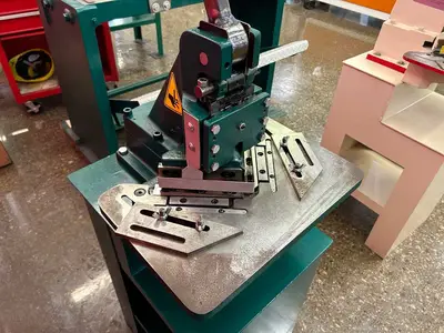 TENNSMITH Notchers
