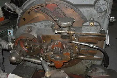 USED GLEASON 40