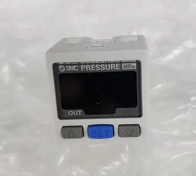 NEW SMC ISE30-01-25-L