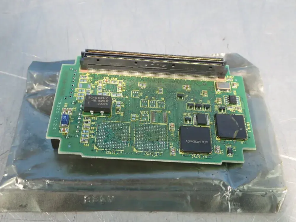 NEW FANUC A20B33000242
