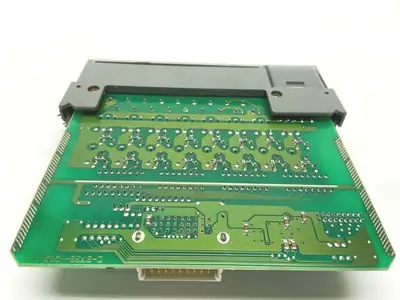 USED ALLEN-BRADLEY SER B OUTPUT MODULE SLC500
