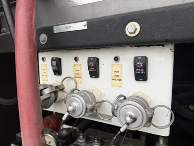 Used 2012 FREIGHTLINER BUSINESS CLASS LUBE BODY Fuel & Lube Trucks Minnesota US | Carco Truck & Equipment #1513965