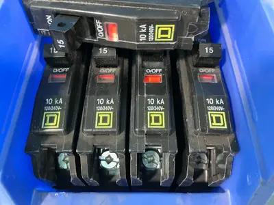 Used SQUARE D _UNKNOWN_ Circuit Breakers Ohio US | HGR 24 #1505775