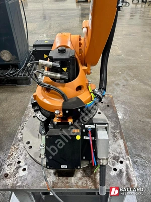 KUKA KR 5 Arc MIG Welding Robot System Complete w/ KRC4 Controller